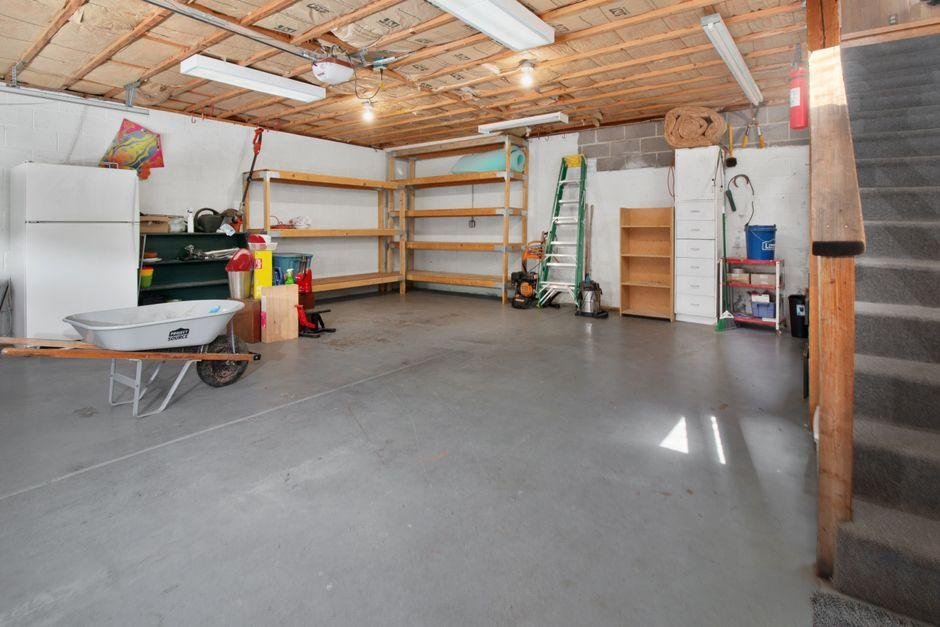 how to declutter your home responsibly without creating more waste