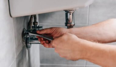 signs it may be time to replace your plumbing fixtures