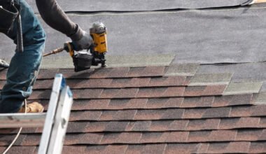7 warning signs your residential roof needs repair before winter hits