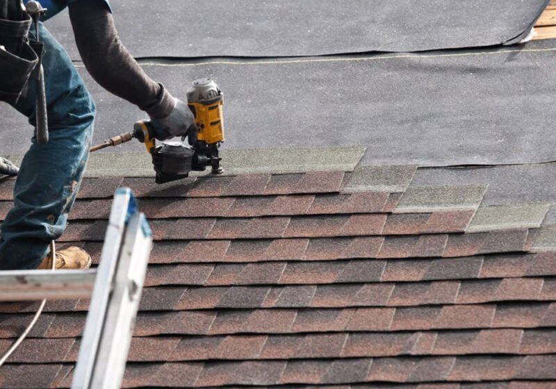 7 warning signs your residential roof needs repair before winter hits