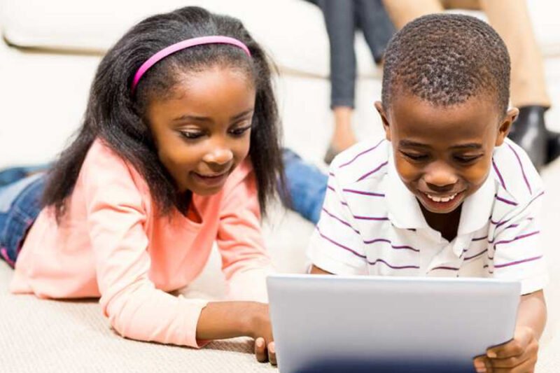 how much screen time does online school need